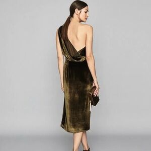 Reiss Eden Dress in Olive Velvet 💫